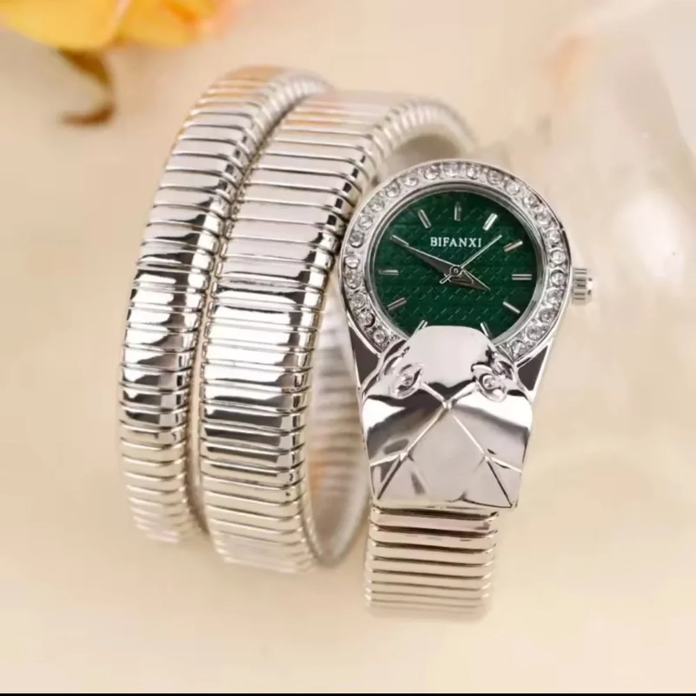 Serpenti watch Silver and Green Women's Watch